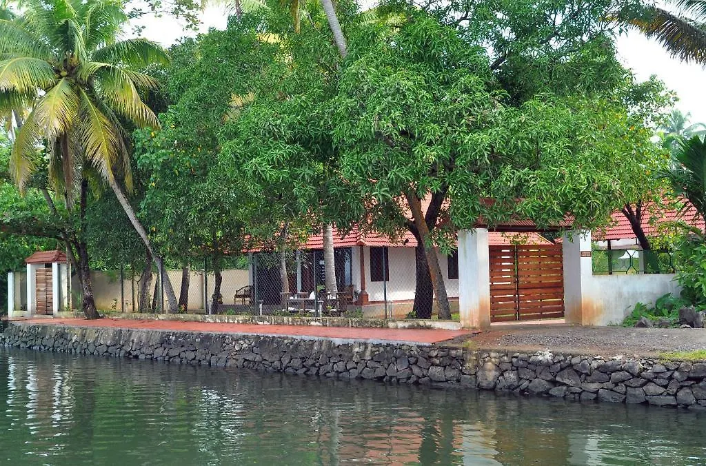 Resort Saro Lake County Kumarakom