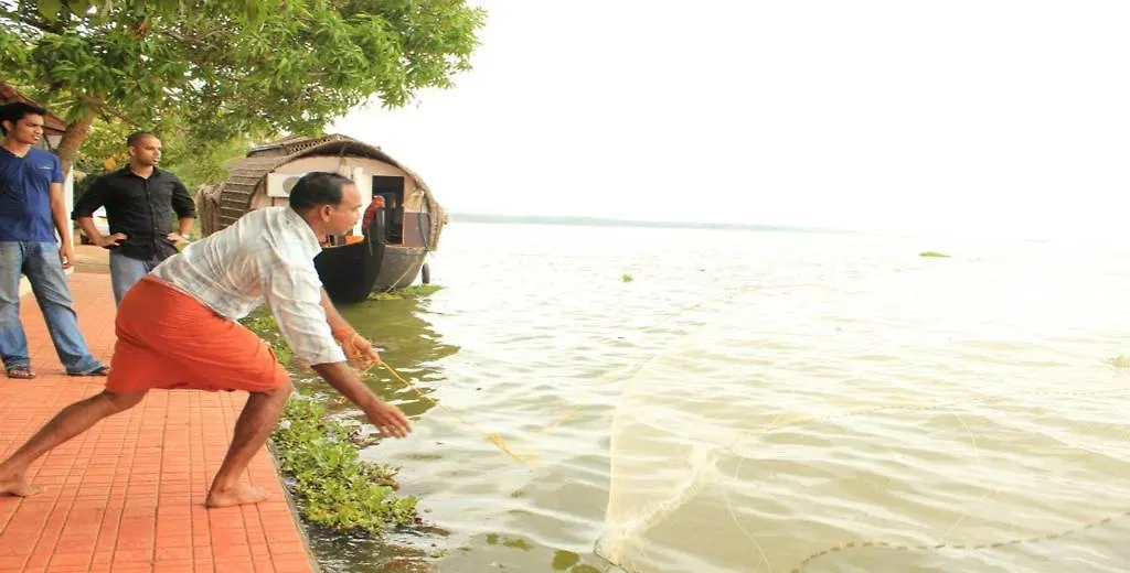 Resort Saro Lake County Kumarakom