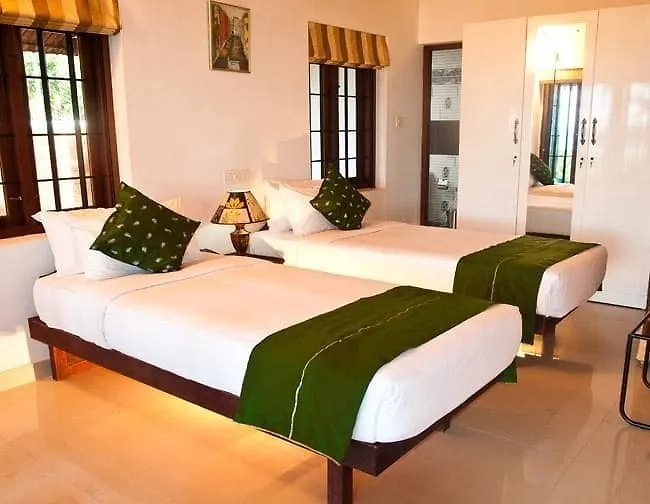 Resort Saro Lake County Kumarakom